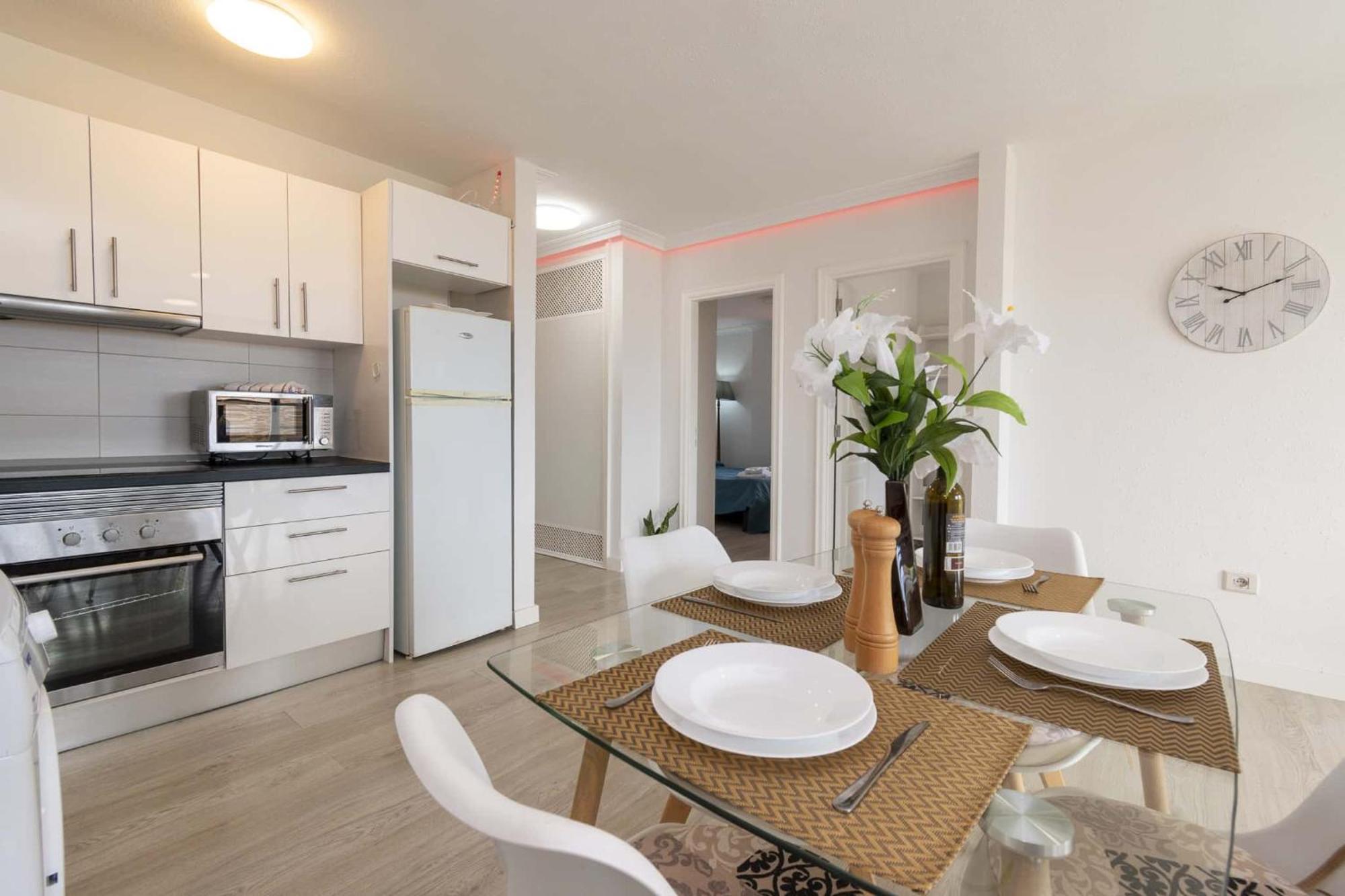 לוס כריסטיאנוס The Heights Apartment Los Cristianos מראה חיצוני תמונה