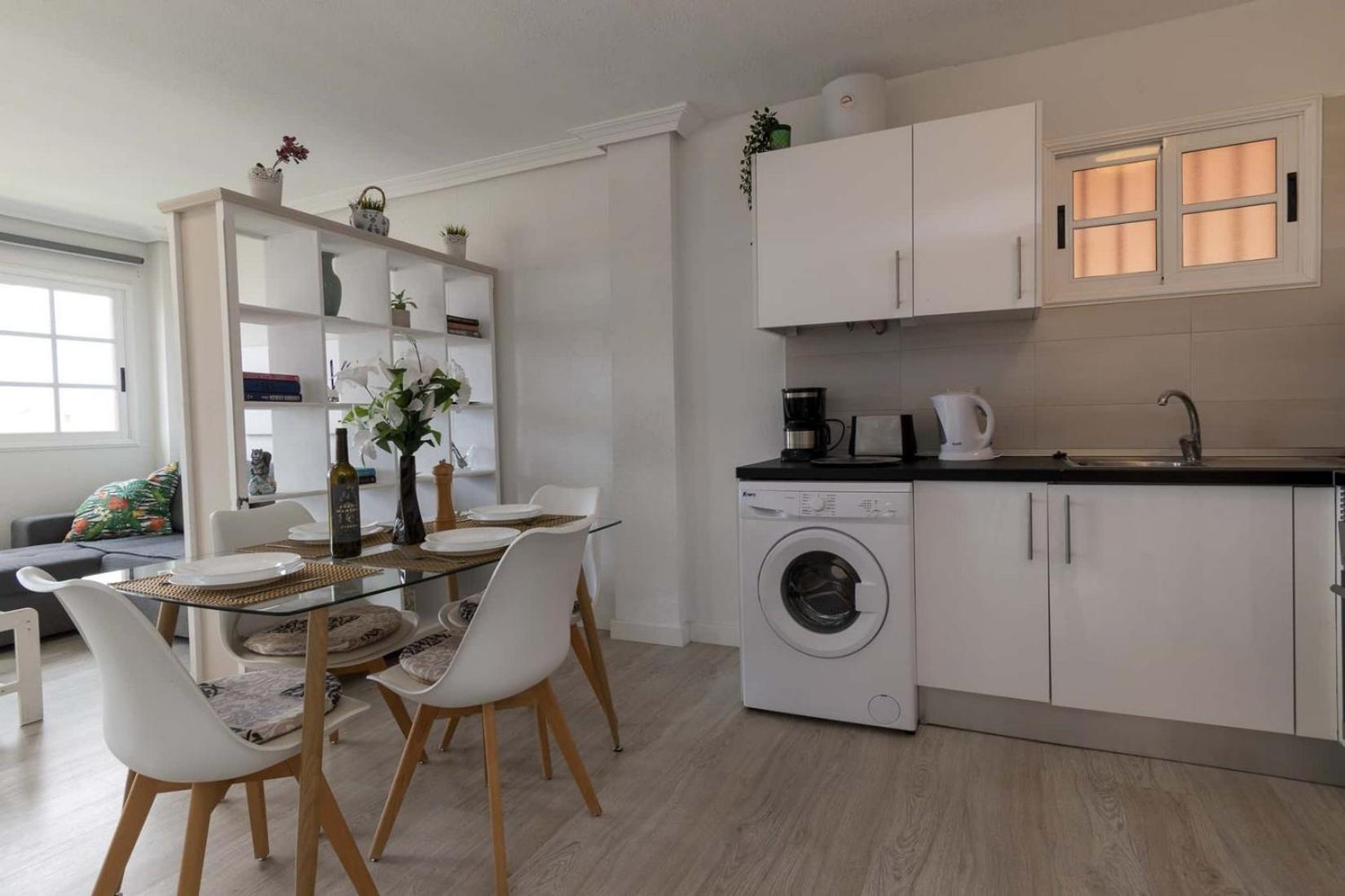 לוס כריסטיאנוס The Heights Apartment Los Cristianos מראה חיצוני תמונה