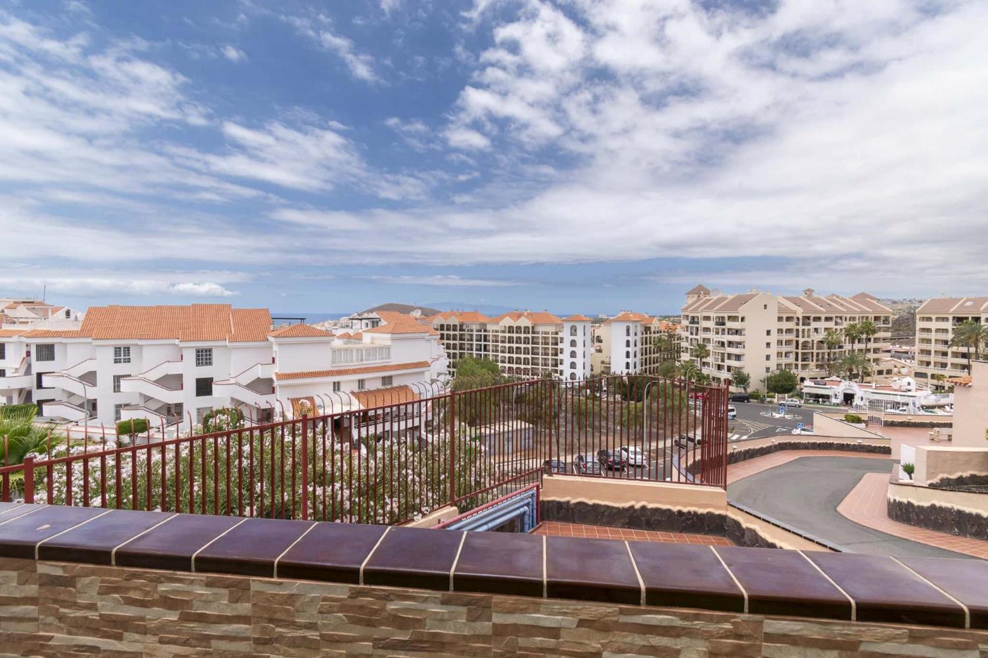 לוס כריסטיאנוס The Heights Apartment Los Cristianos מראה חיצוני תמונה