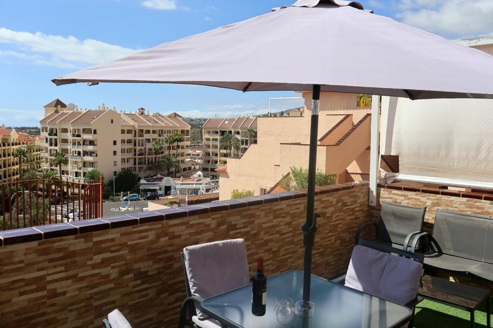לוס כריסטיאנוס The Heights Apartment Los Cristianos מראה חיצוני תמונה