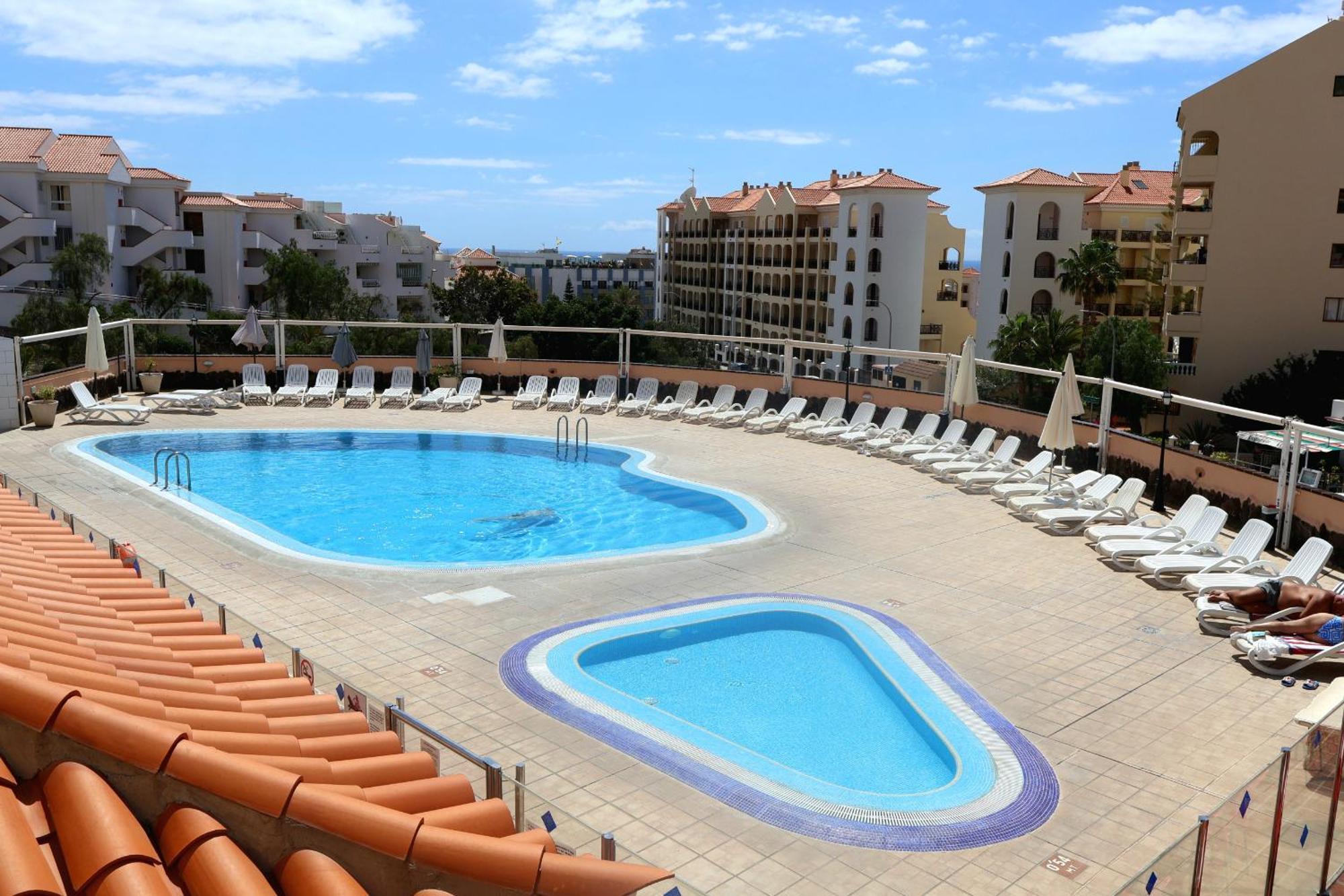 לוס כריסטיאנוס The Heights Apartment Los Cristianos מראה חיצוני תמונה