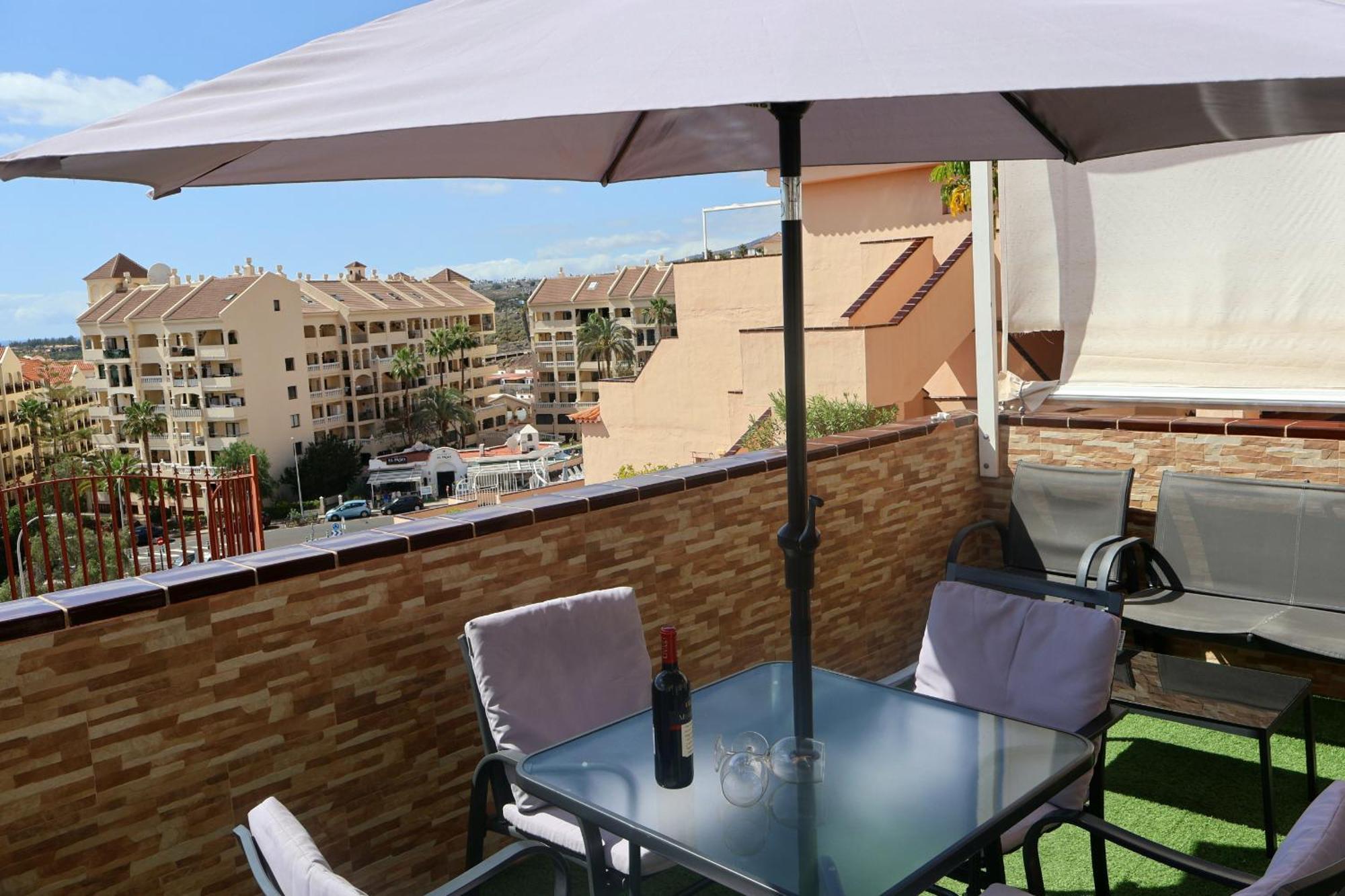 לוס כריסטיאנוס The Heights Apartment Los Cristianos מראה חיצוני תמונה