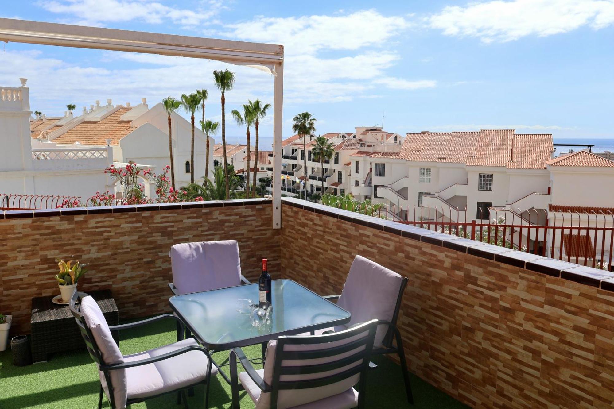 לוס כריסטיאנוס The Heights Apartment Los Cristianos מראה חיצוני תמונה