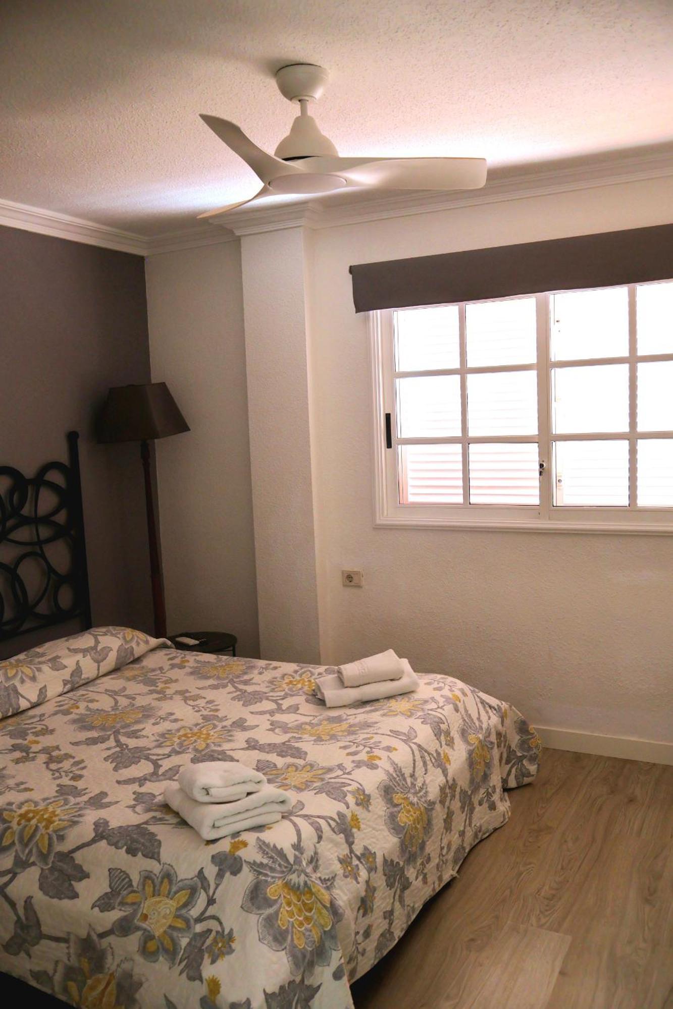 לוס כריסטיאנוס The Heights Apartment Los Cristianos מראה חיצוני תמונה